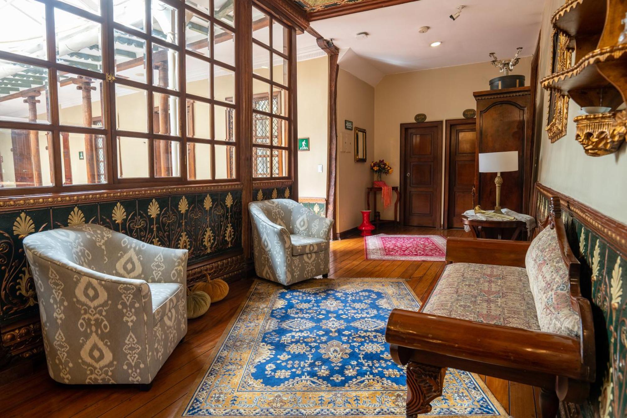 Hotel Boutique Santa Lucia クエンカ エクステリア 写真