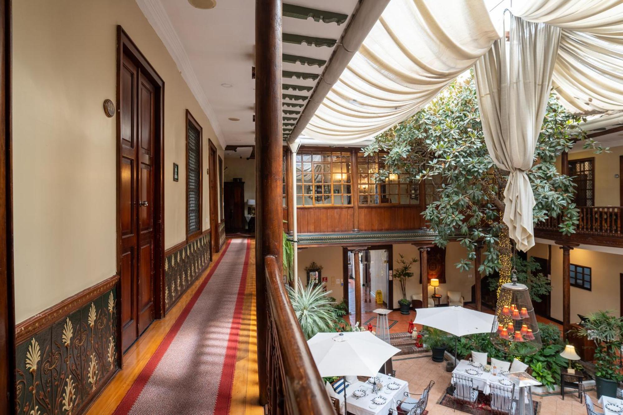 Hotel Boutique Santa Lucia クエンカ エクステリア 写真