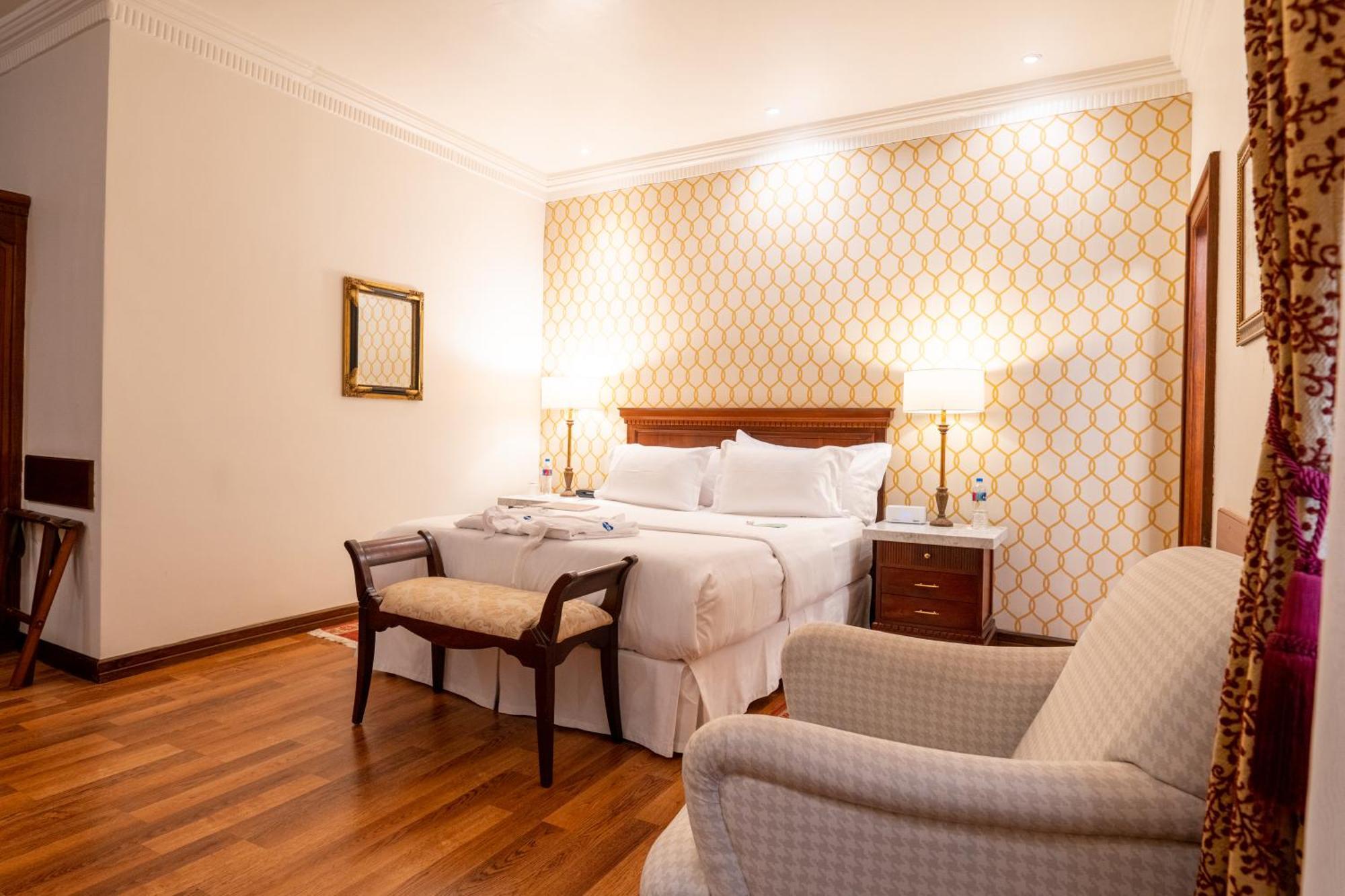 Hotel Boutique Santa Lucia クエンカ エクステリア 写真